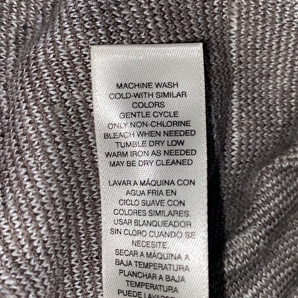 Beautiful Chico’s Easywear Cardigan 16/18 (Chico’s size 3) - Picture 7 of 7